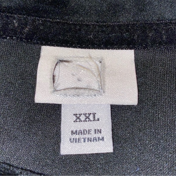 BLACK SOFT LONG SLEEVE T-SHIRT - Picture 3 of 3